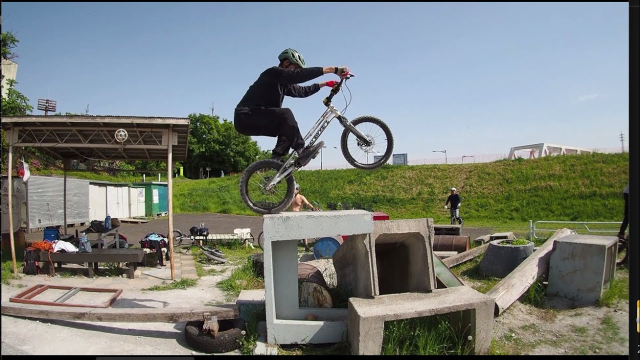 日曜日のトライアル　わくわくBTRひろば  Trial Park Tachikawa Tokyo Japan