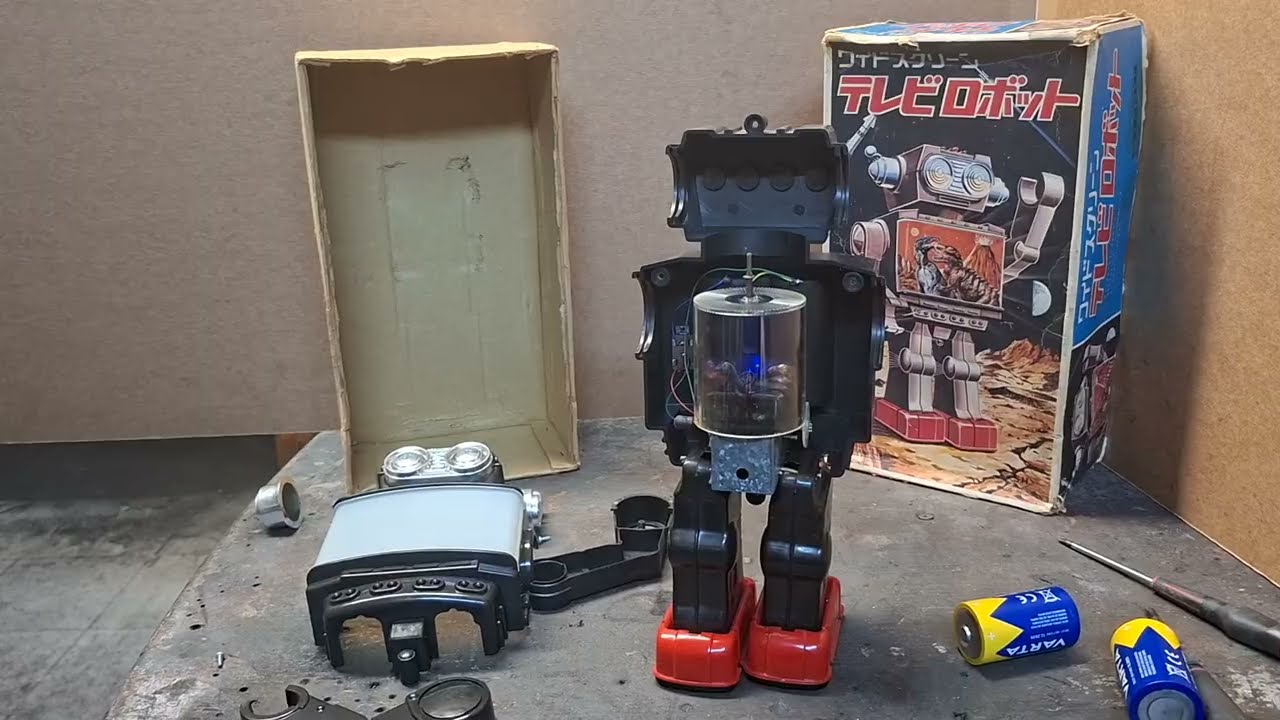 Horikawa Widescreen TV Robot. Dino Version 