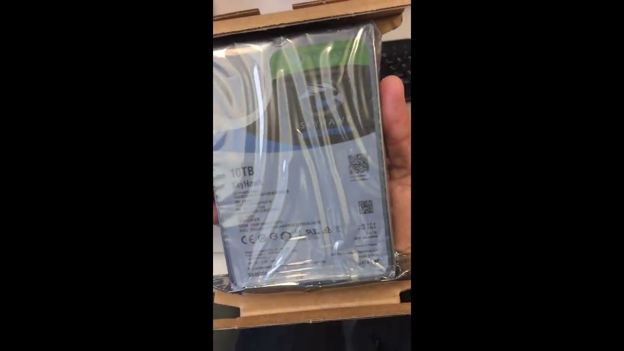 Seagate 10TB SkyHawk Unboxing