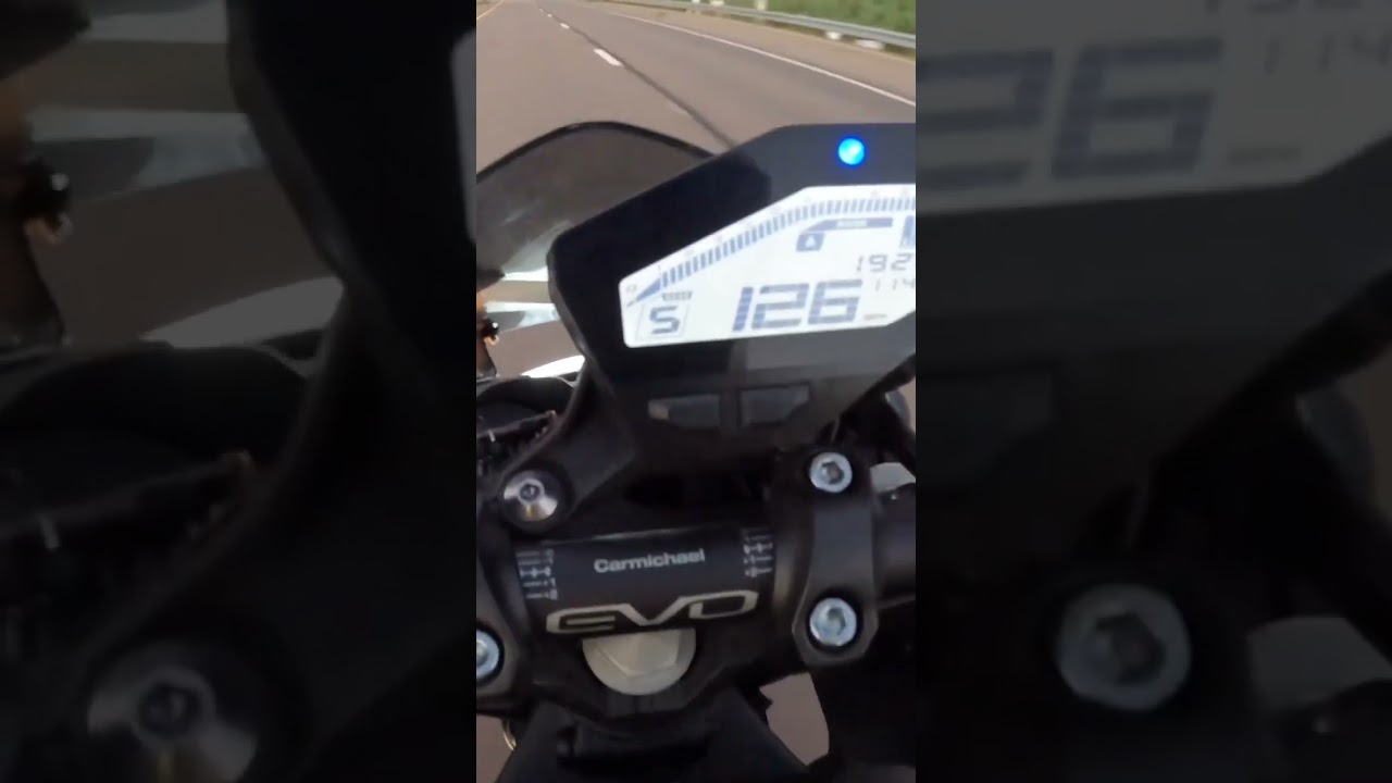 143 MPH on FZ09 🌬