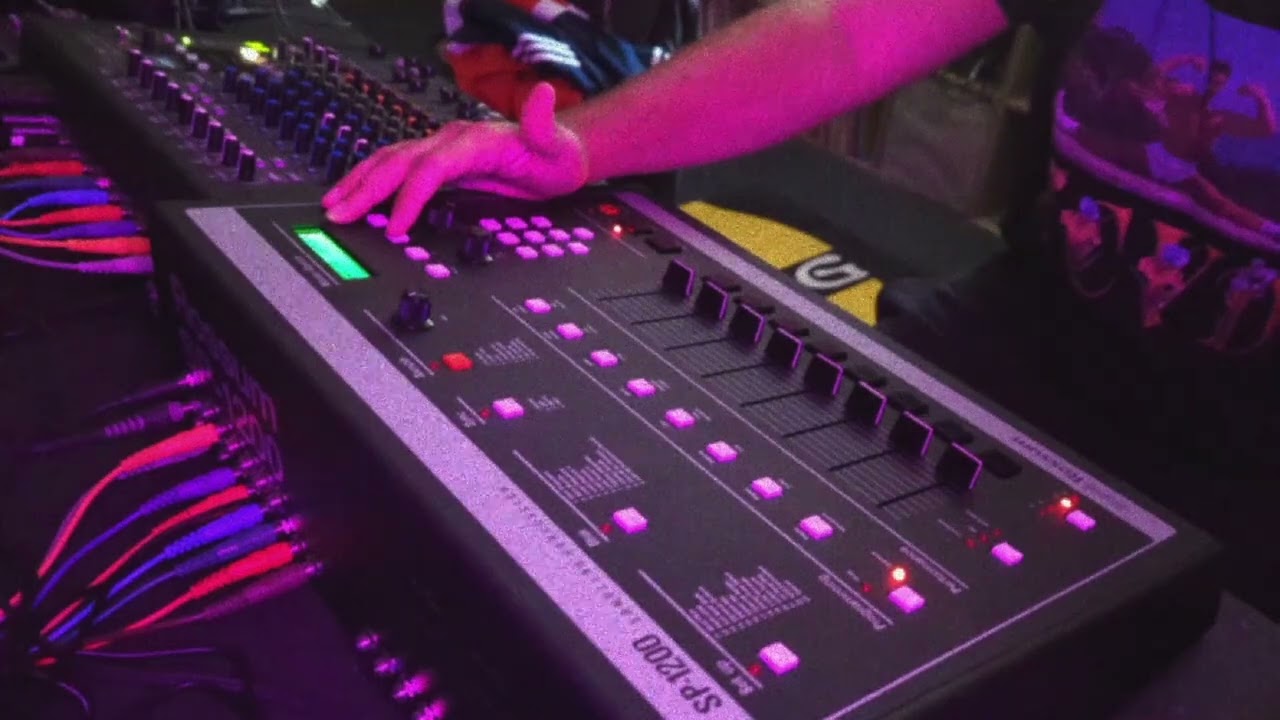 Rossum SP-1200 Smooth Boombap Beat - Biggie Jazz