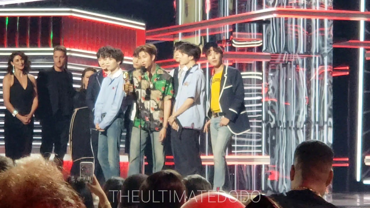180520 BTS wins Top Social Artist @ 2018 BBMAs Billboard Music Awards Fancam