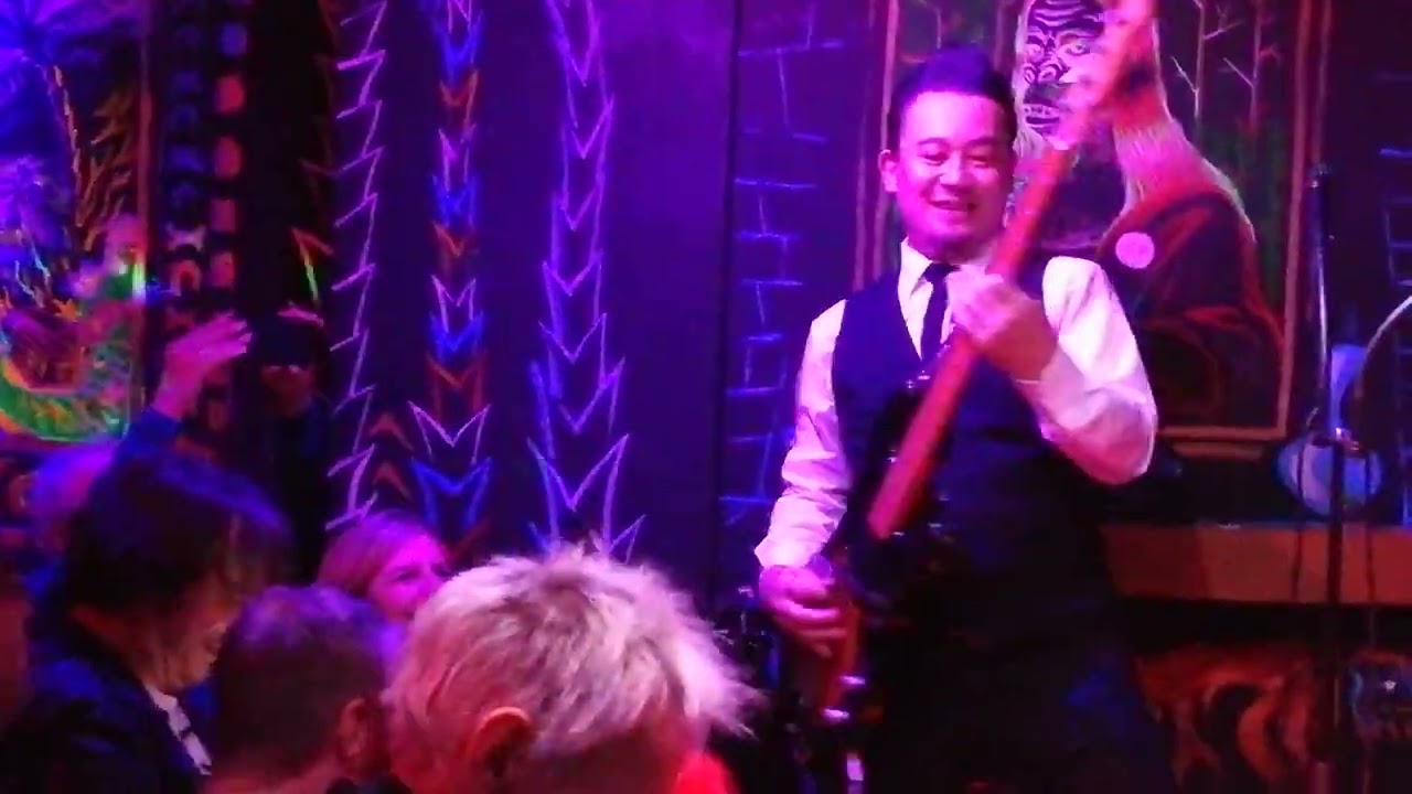 THE NEATBEATS 4 FUN HOUSE MADRID MAY 18, 23