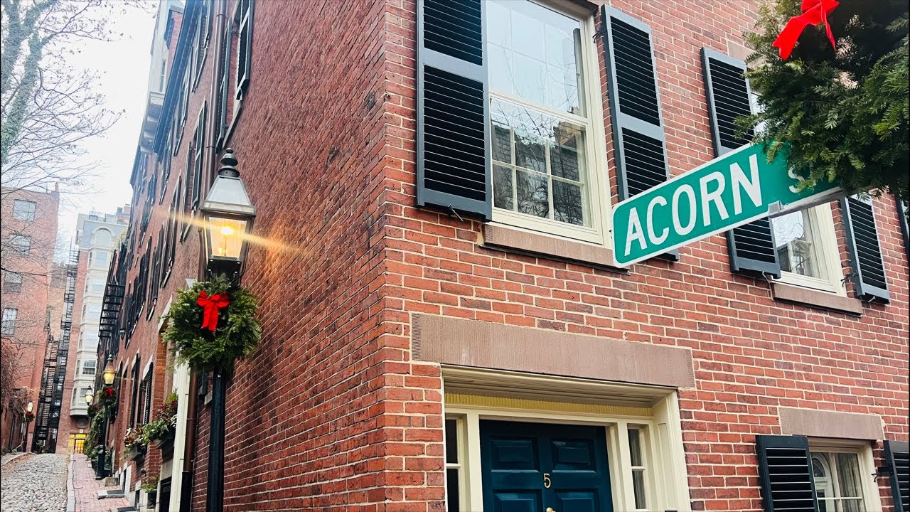 🔴 LIVE from Acorn Street &mdash; Christmas Morning at &ndash;19&deg;C in Beacon Hill!