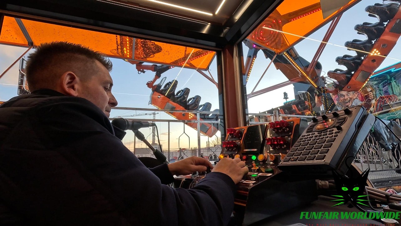 Видео от первого лица оператора ENERGIZER Томпсона на карнавальном фестивале Carnavalskermis Hall...