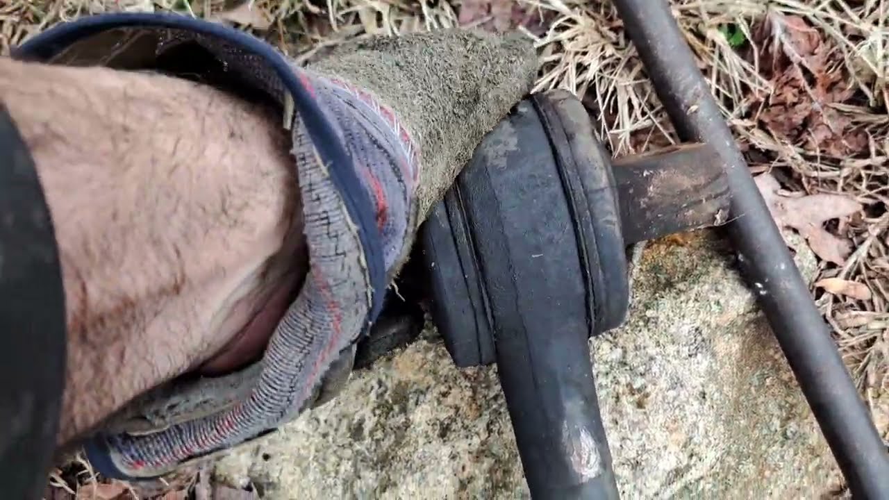 torque arm replacement 1999 Volvo VNL