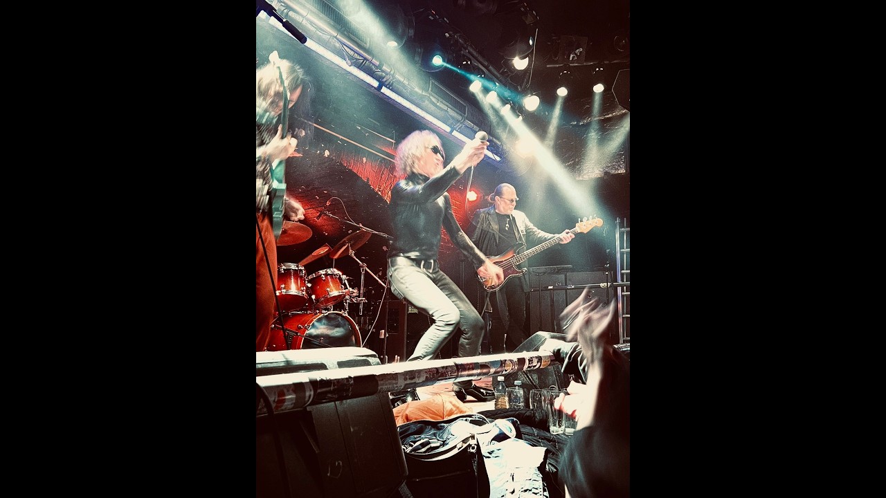TIMESHIFT Dance The Beat