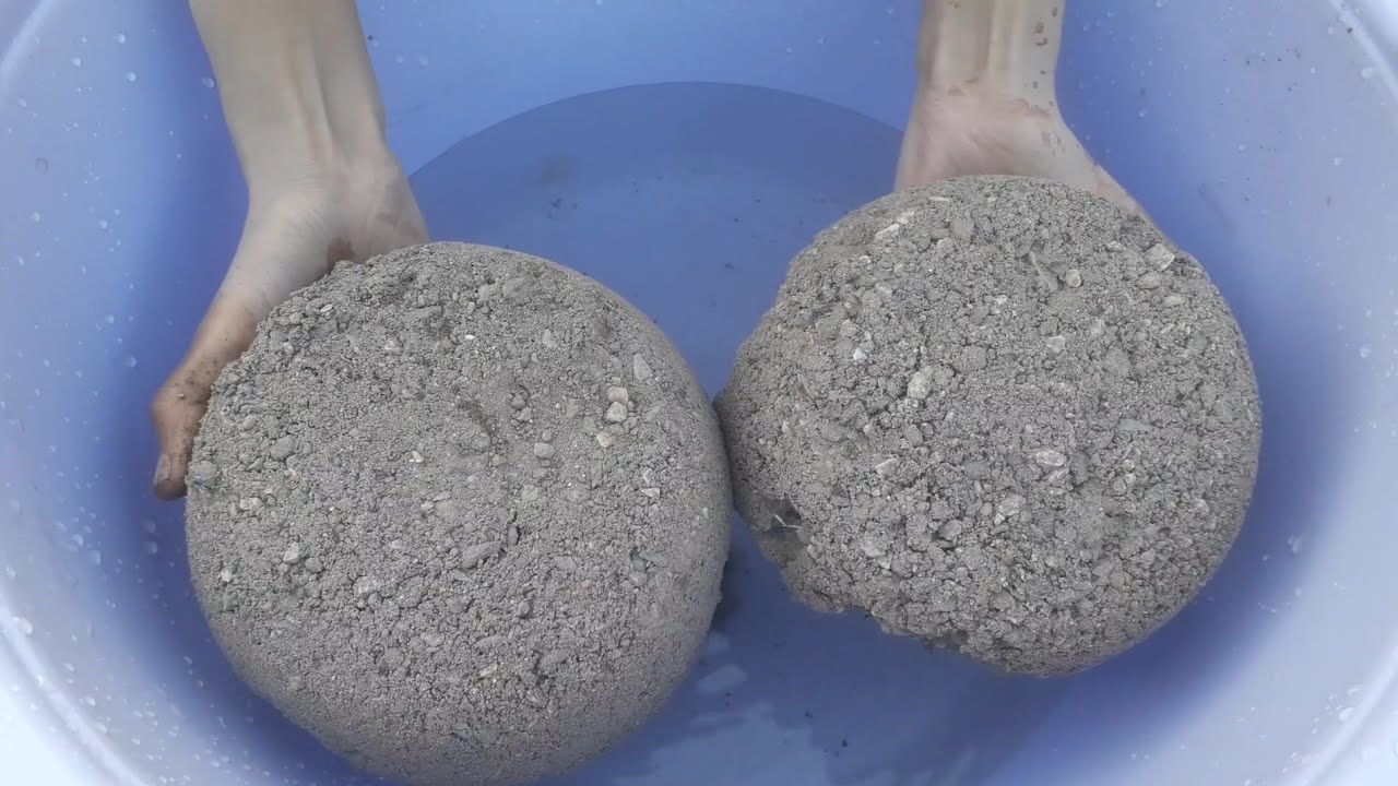 New video in new tub🥹🥳🥁dusty smokey bowls gritty dry+wet crumbling in tub ASMR 🫧💦😴