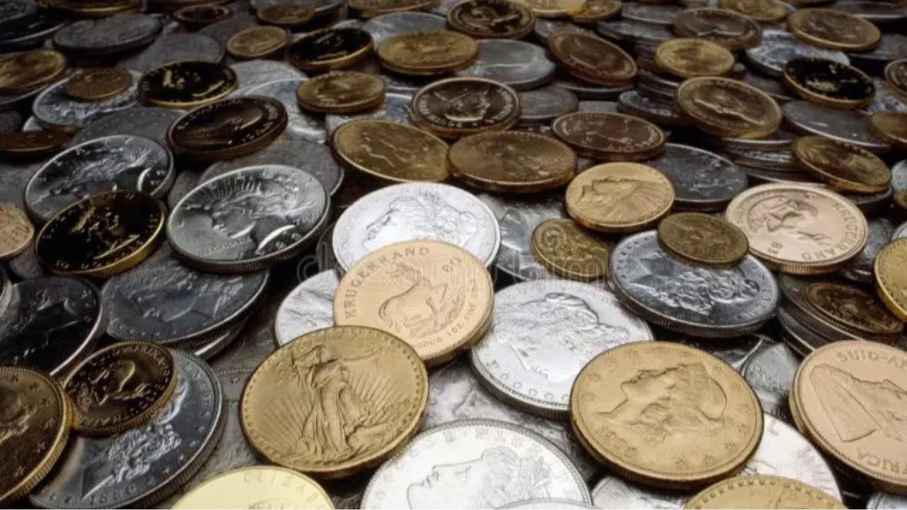 Gold and Silver Price Prediction 2025