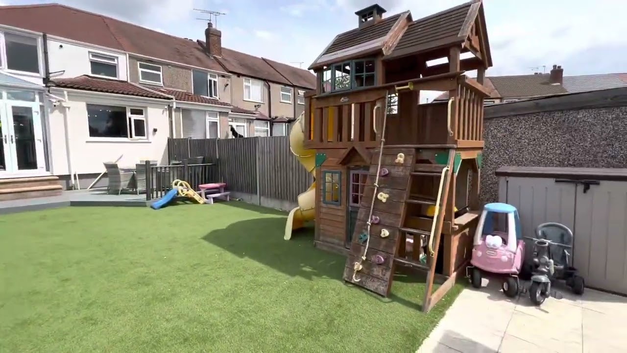 Forfield Road - Home Movie