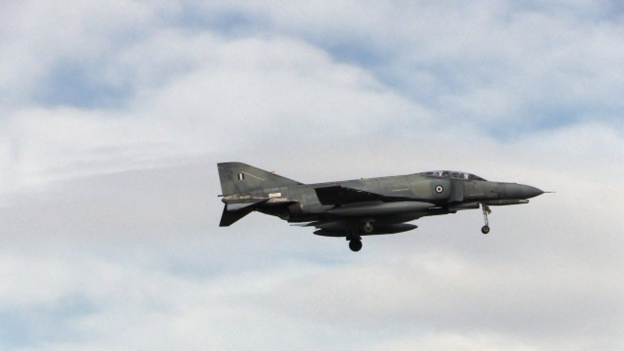 (390)  2022/11/09 AVIANO A F B:  Daily activity on the Friulan Base during the Poggio Dart exercise