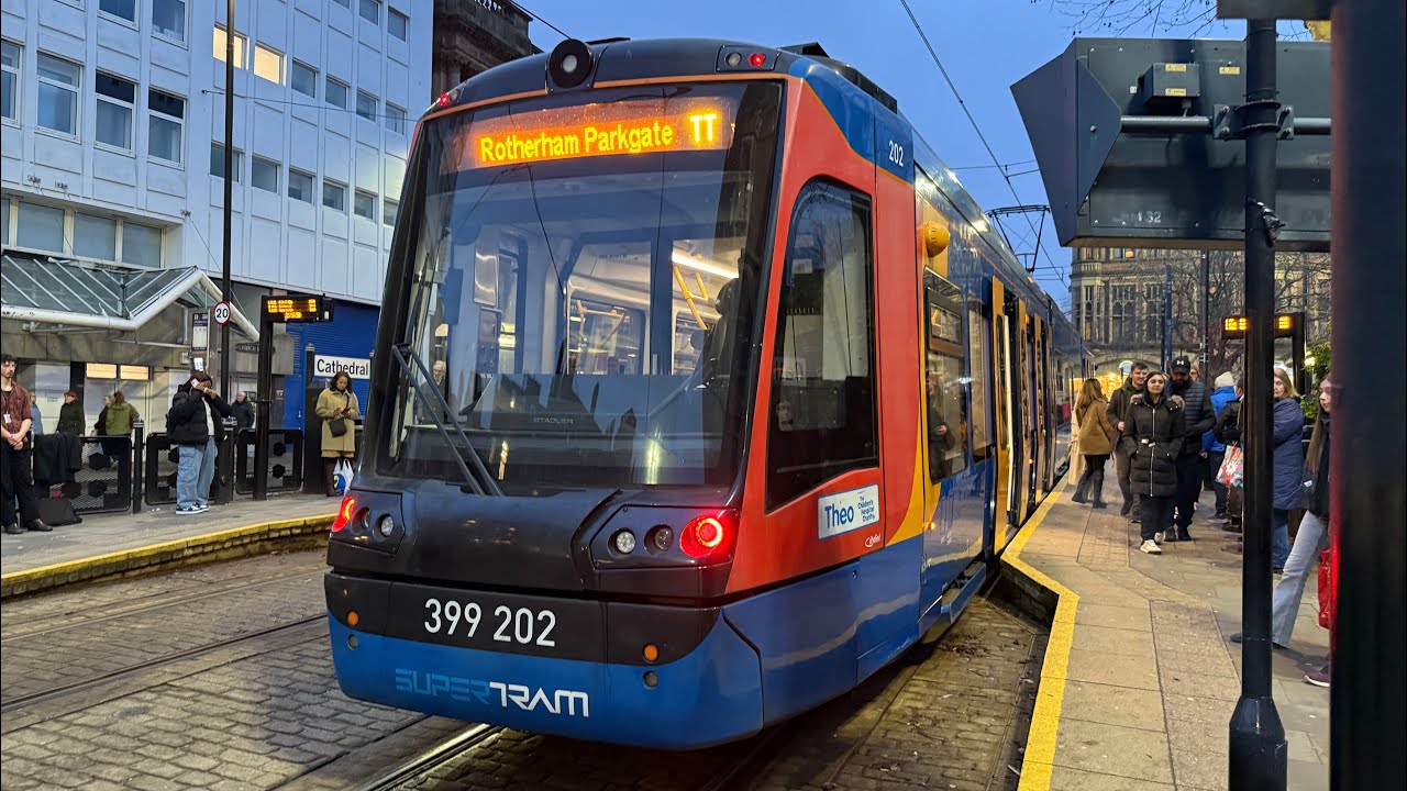 Sheffield Tram Train - Parkgate to Cathedral (Christmas Special) 