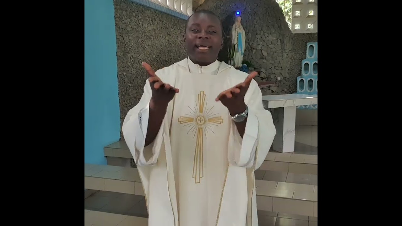 CHRIST ROI B