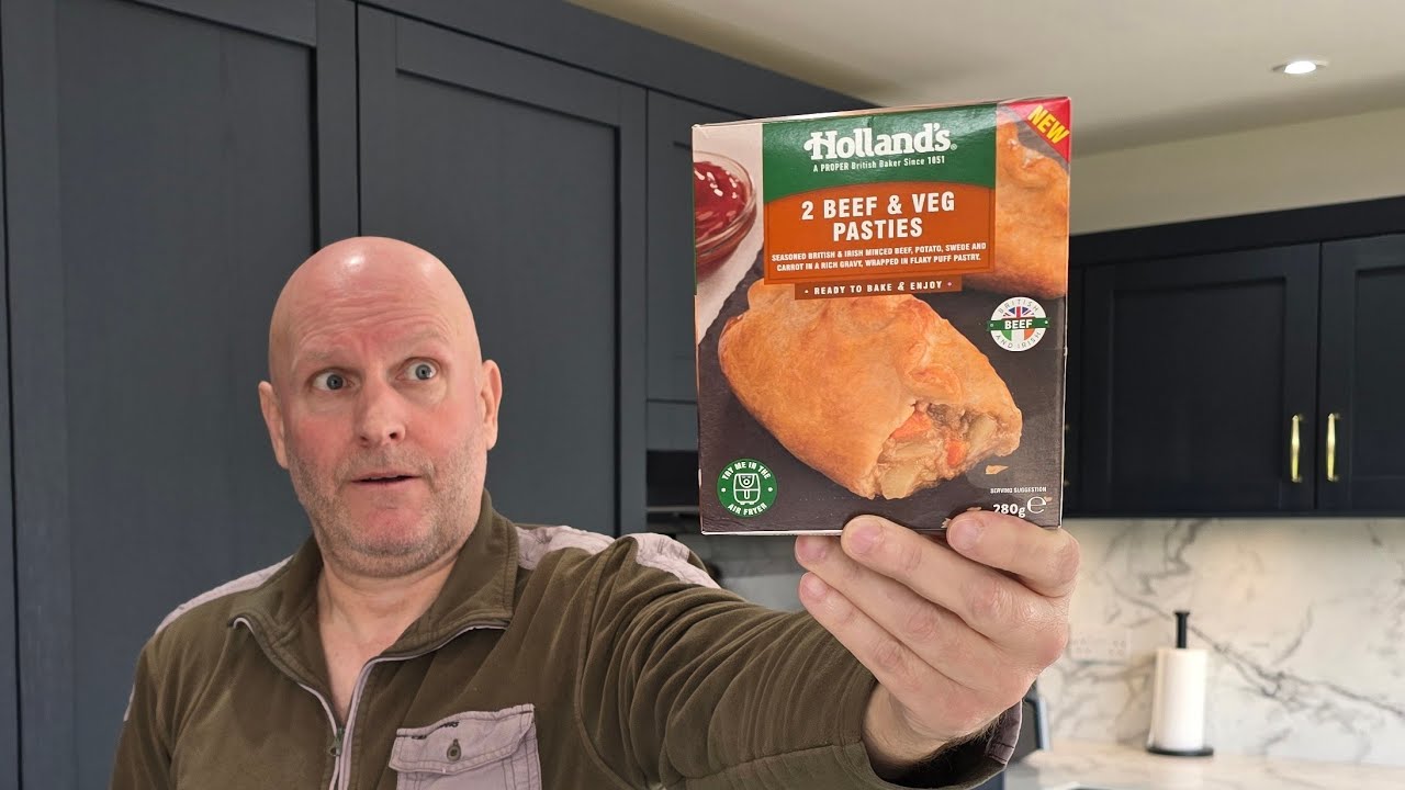 CORNISH FOLK WILL GO MAD! Trying New Beef Pasties 