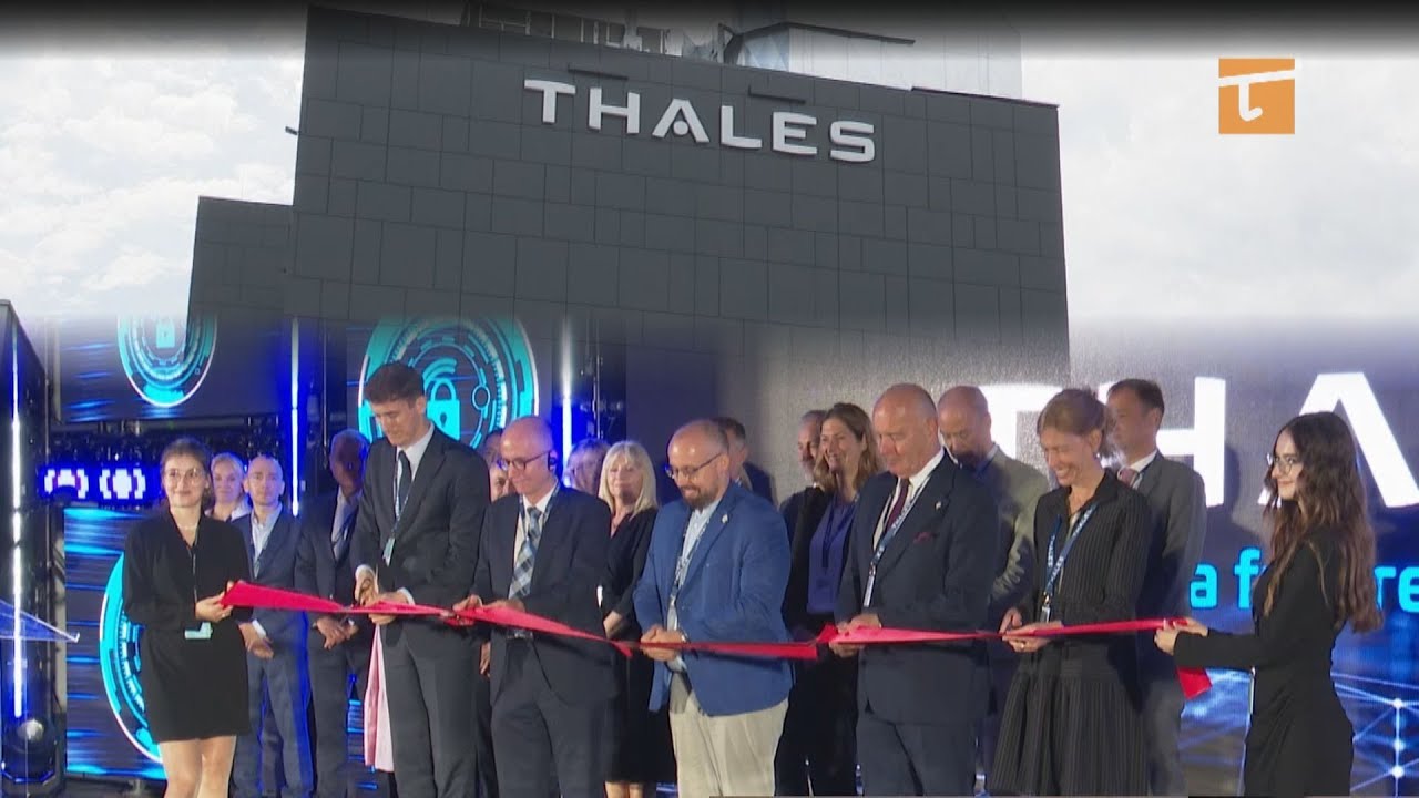Tczewski Thales większy o nową halę - Tv Tetka Tczew HD