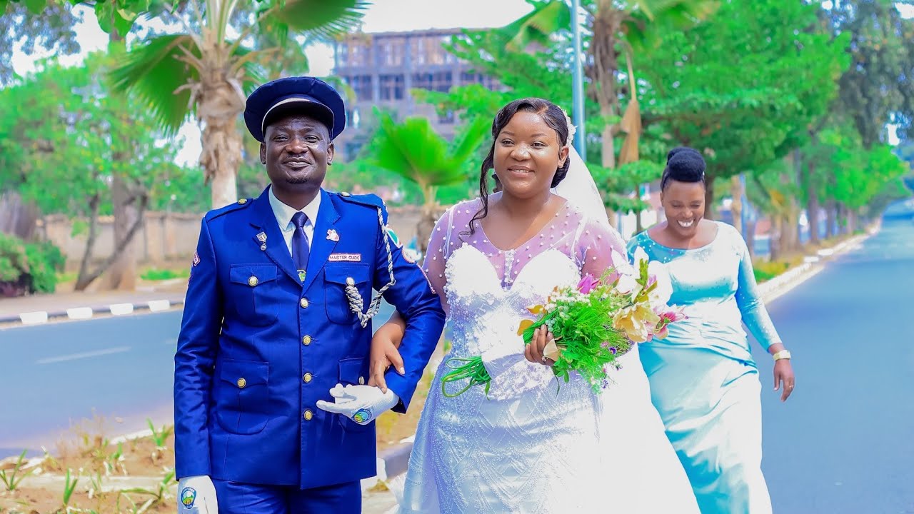 Ubukwe bwigitangaza bwa Déo na Audrey. (Cortège