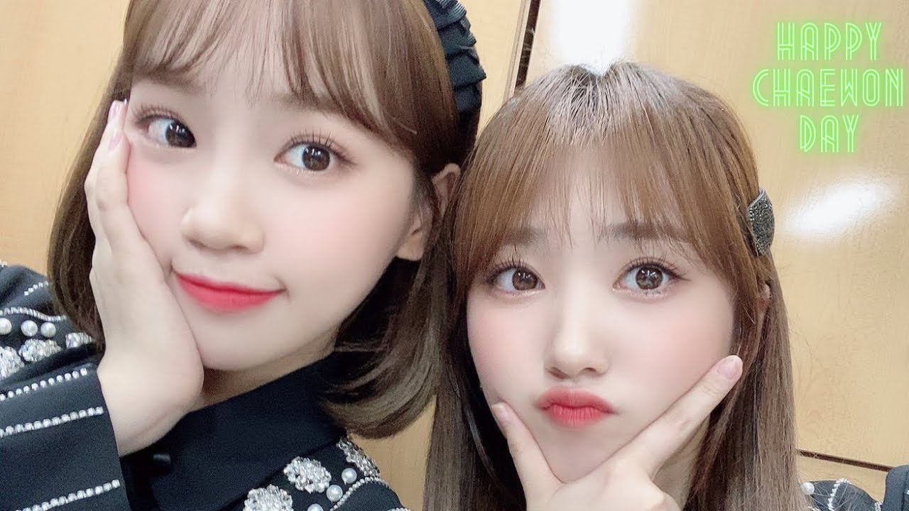 【矢吹奈子/チェウォン】- IZ*ONE 아이즈원 Nako & Chaewon moment (나코/채원)