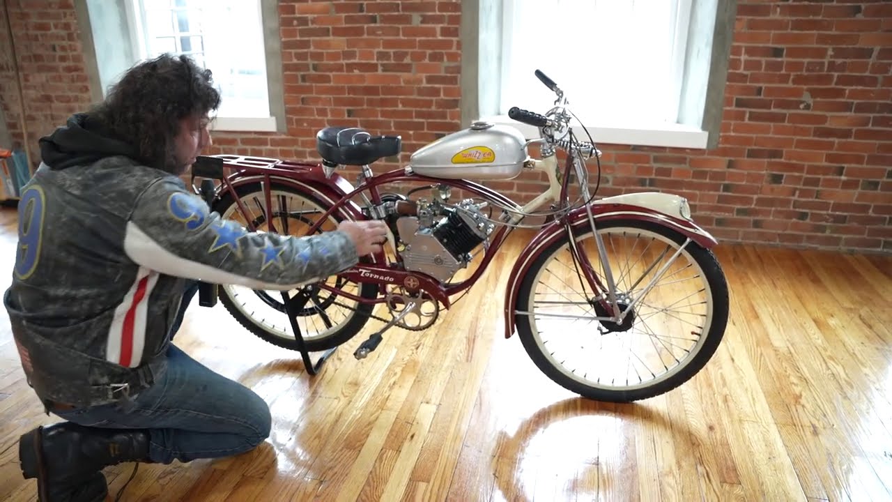 1947 SCHWINN WIZZER TORNADO WOOHOO!
