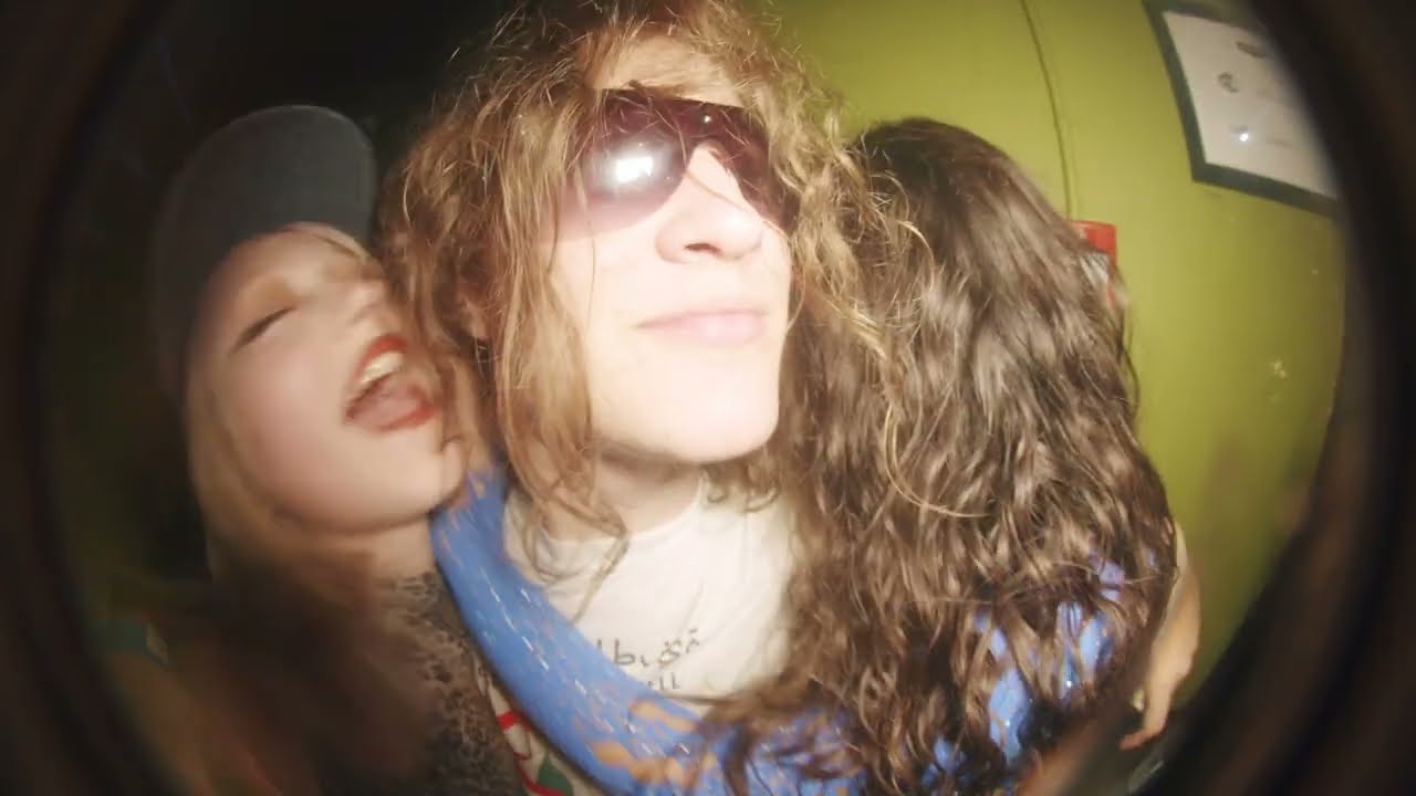 SWAGGERBOYZ - PIE EN LA PISTA
