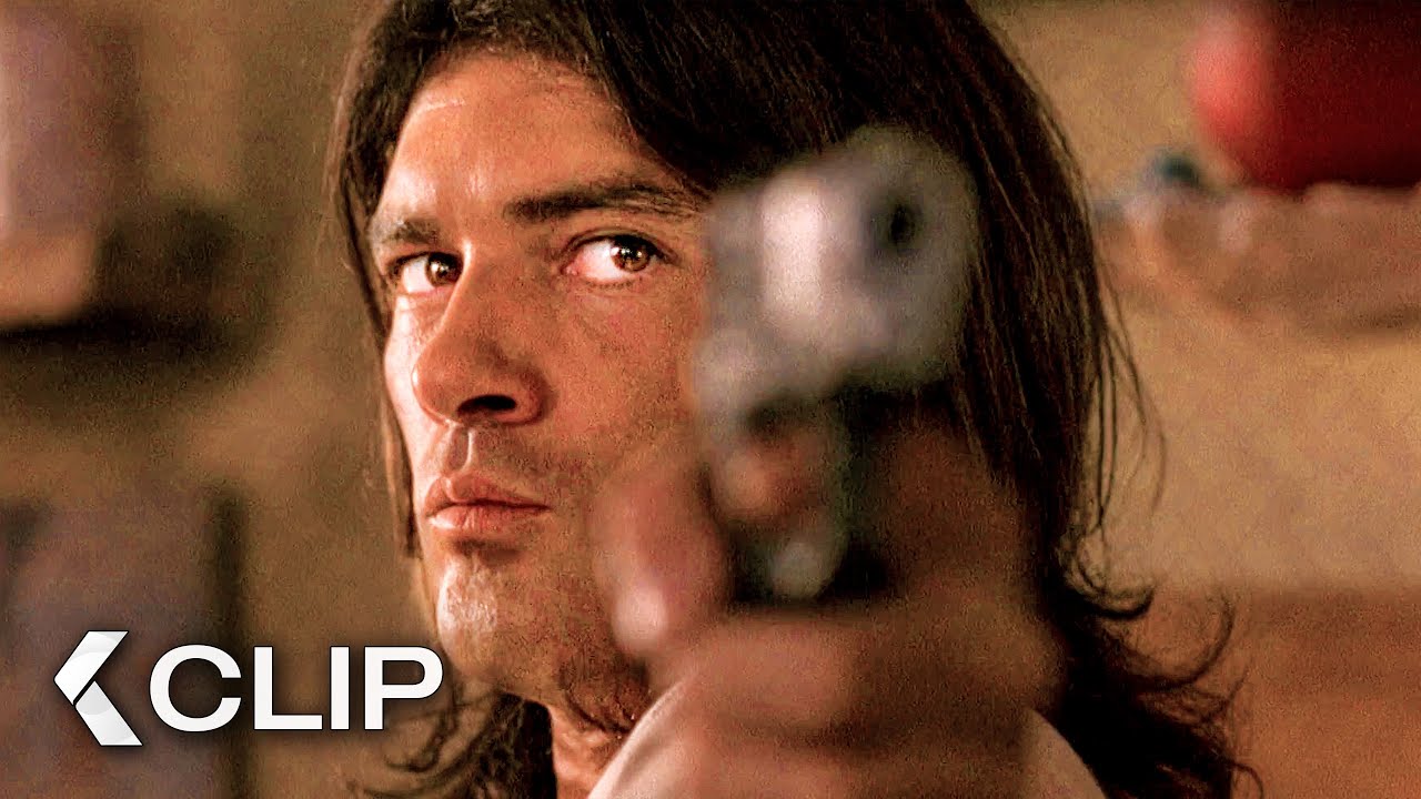 Lucha llena de Acción en una Librería - PISTOLERO Clip (1995) Antonio Banderas, Salma Hayek