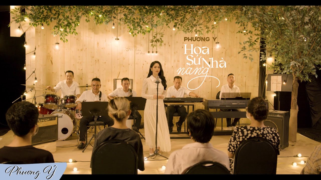 Hoa Sứ Nhà Nàng (Hoàng Phương) - Phương Ý | Đêm Nhạc Thị Trấn Về Đêm (Tập 1)