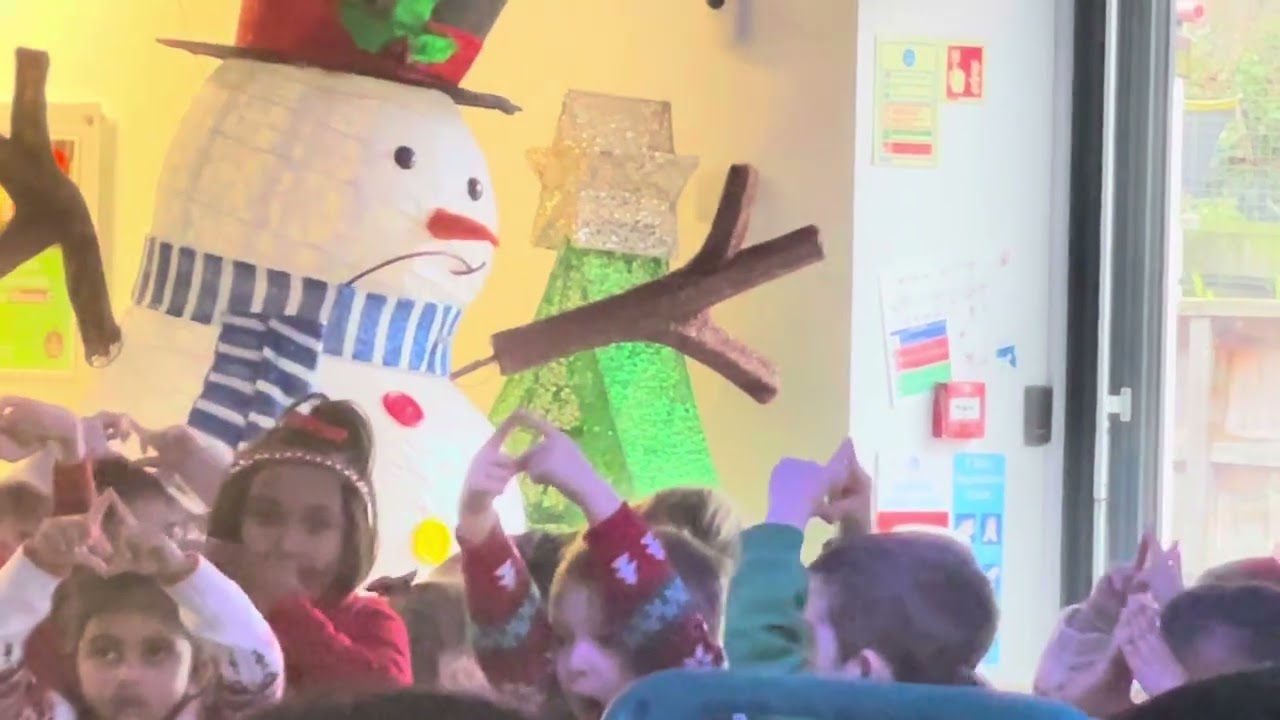 Nativity show (twinkle twinkle follow the star)