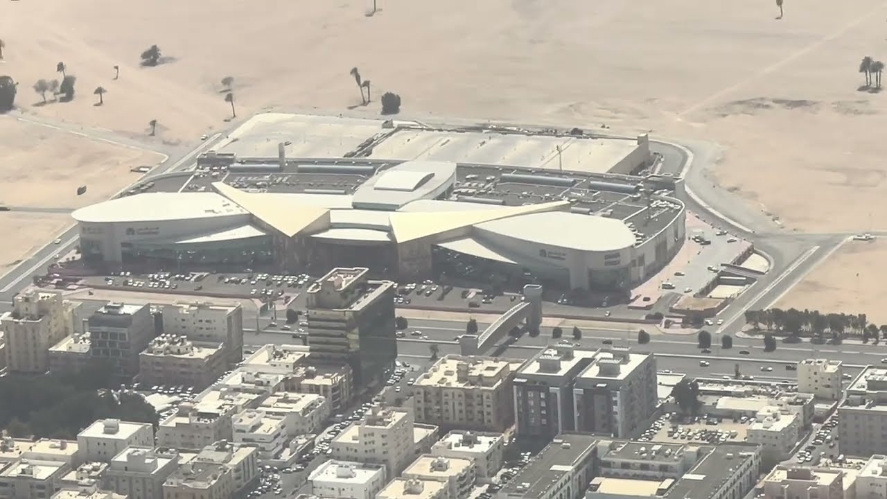 Boeing 777-300ER Landing at Jeddah International Airport | SAUDI AIRLINES