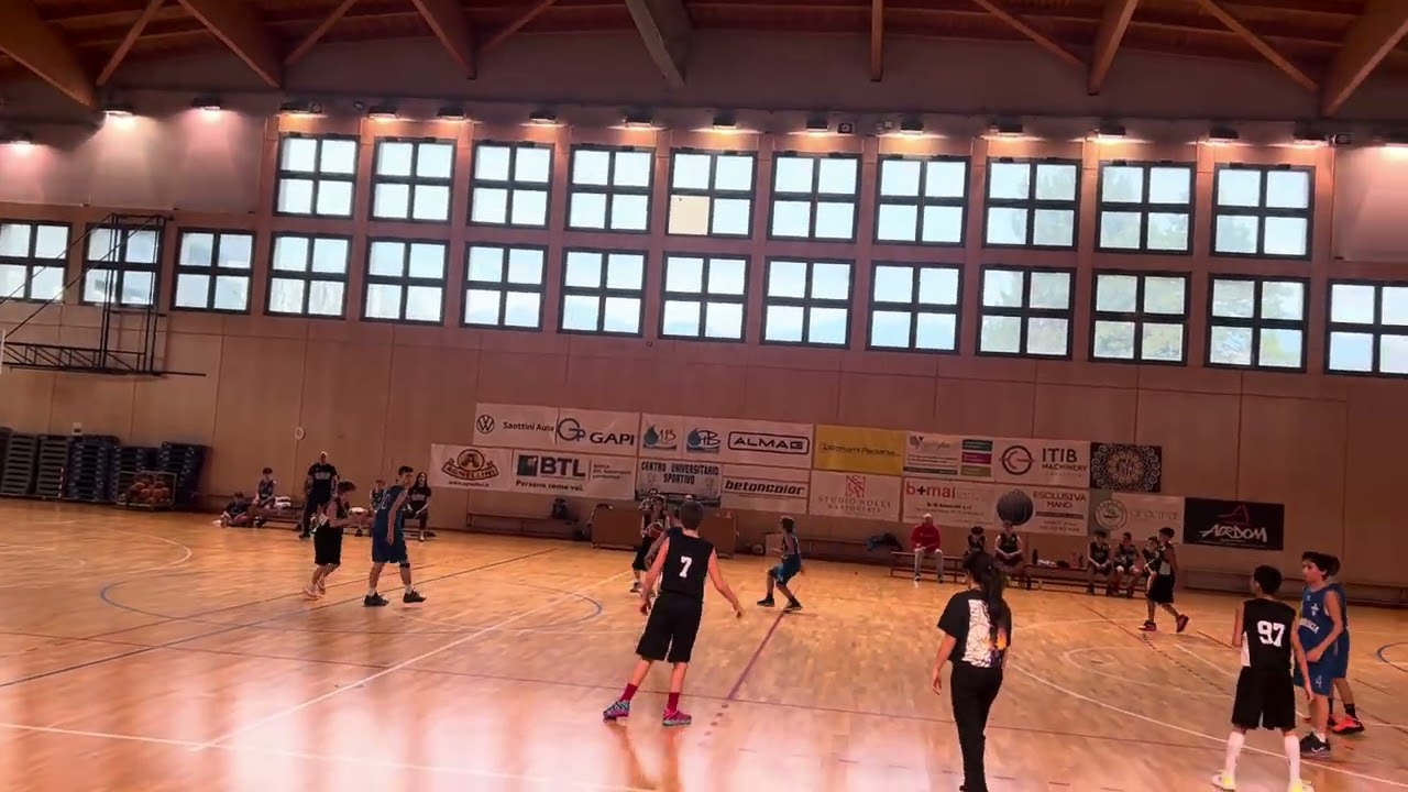 U 13 vs CUS 2/4