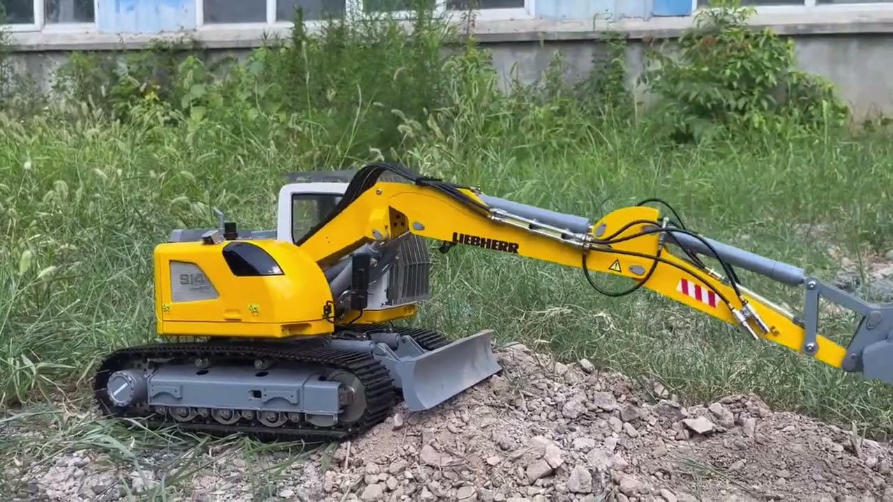 1/14 Short Tail RC Hydraulic Excavator R914