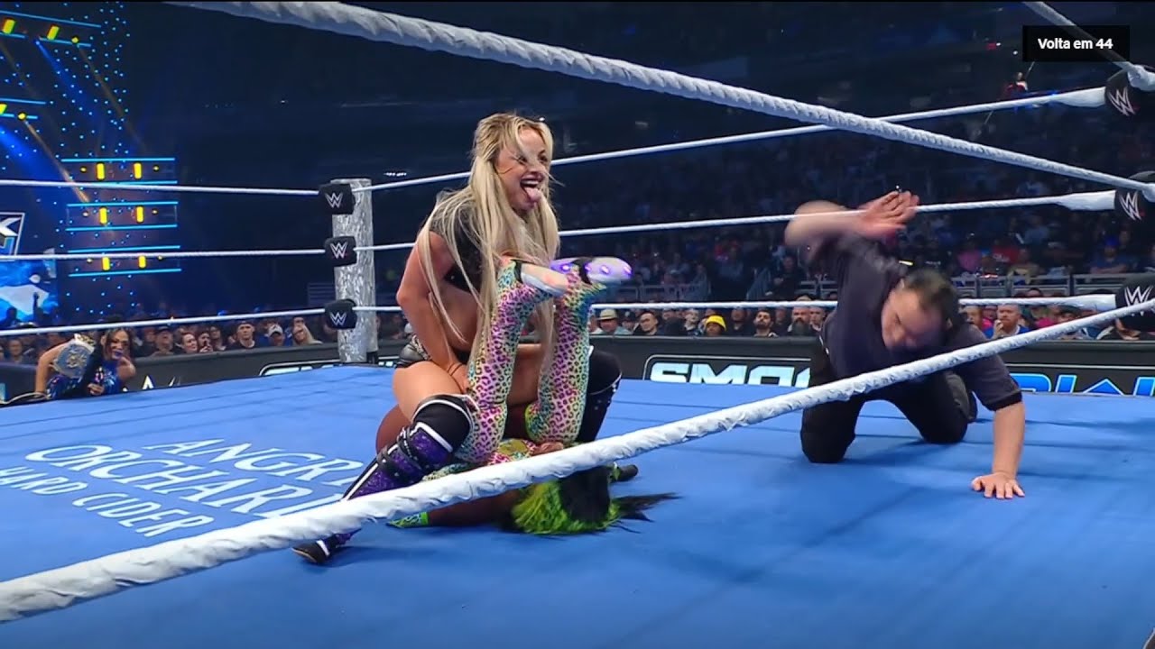 Liv Morgan vs. Naomi | WWE SmackDown 1/31/2025