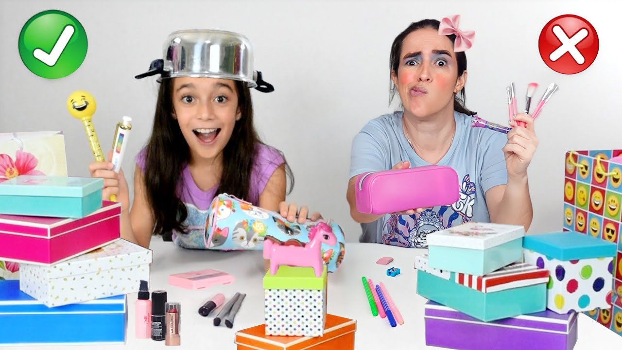 TROCA DE ESTOJO ADULTOS vs CRIANÇAS ★ Presentes, Material Escolar e Maquiagem | Crescendo com a Lelê