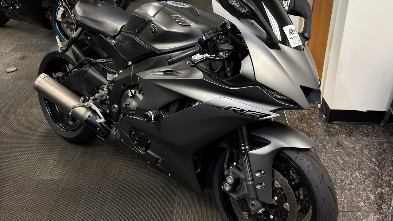 2018 Yamaha YZF-R6 Matte Grey - Robert in NYC!