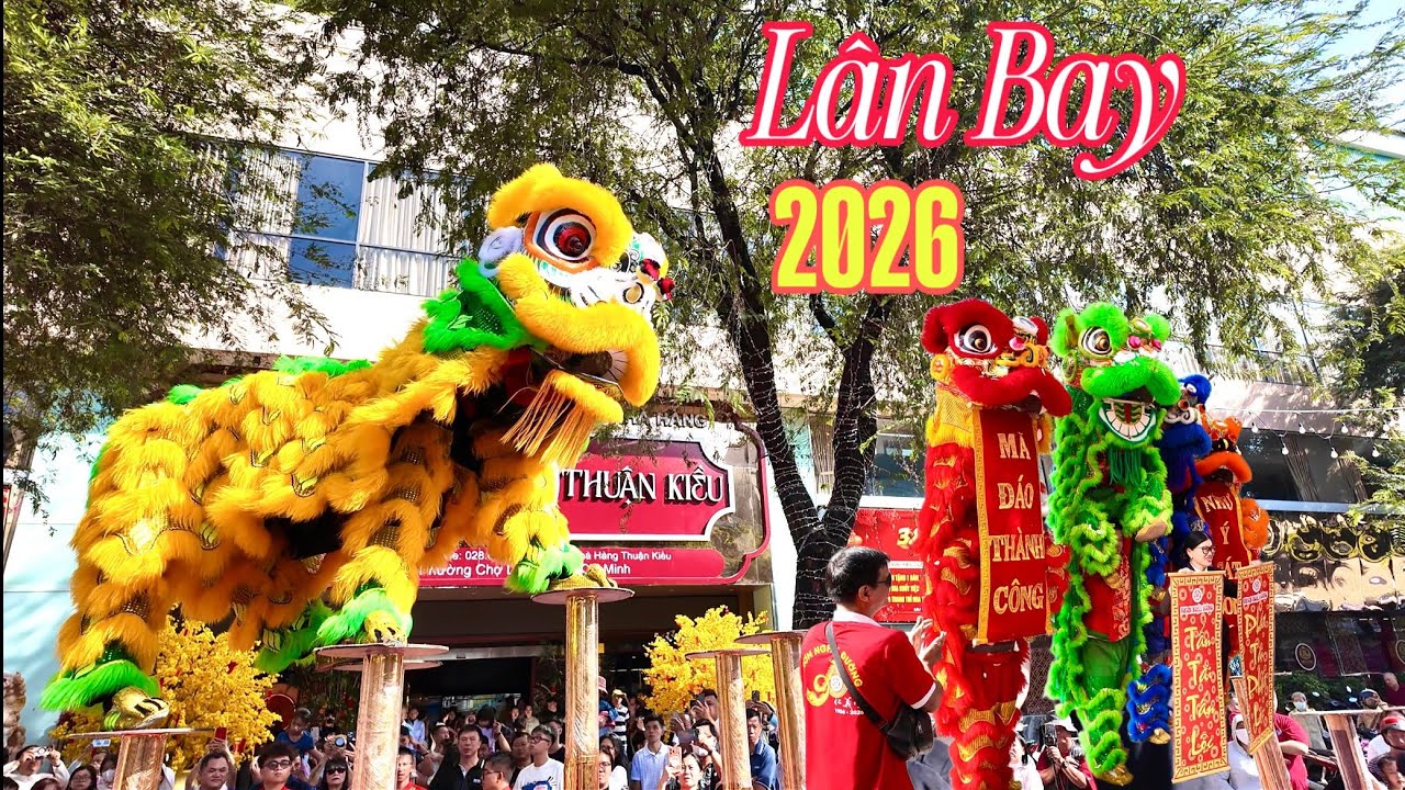 Lì Xì Liên Tiếp Múa Lân Múa Ngựa Mùng 2 Tết Nhơn Nghĩa Đường Nhà Hàng Thuận Kiều 