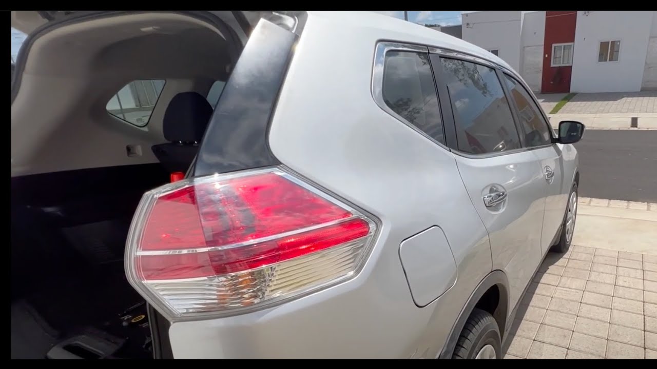 Tutorial : Como Cambiar la luz de freno Nissan Rogue 2014-2019