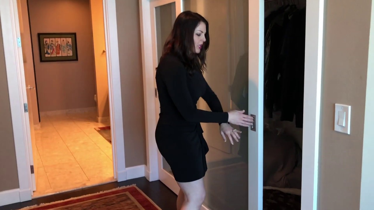 Las Vegas High Rise Condos For Sale w/ Lauren Stark. Panorama Towers Strip View Condo Tour 2019.