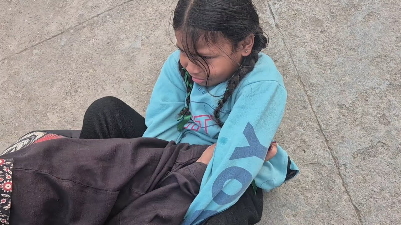 Beni mummy ke pair kyuu pakadne lagi..😱🤔 #dailyvlog ##365dayschallenge 