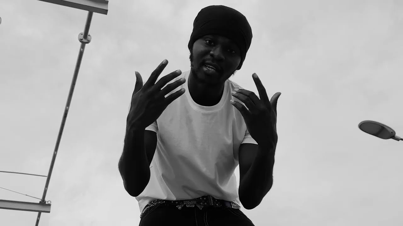 Reggie, Kojo Trilla, Kwaku DMC - SIKA(Visualizer)