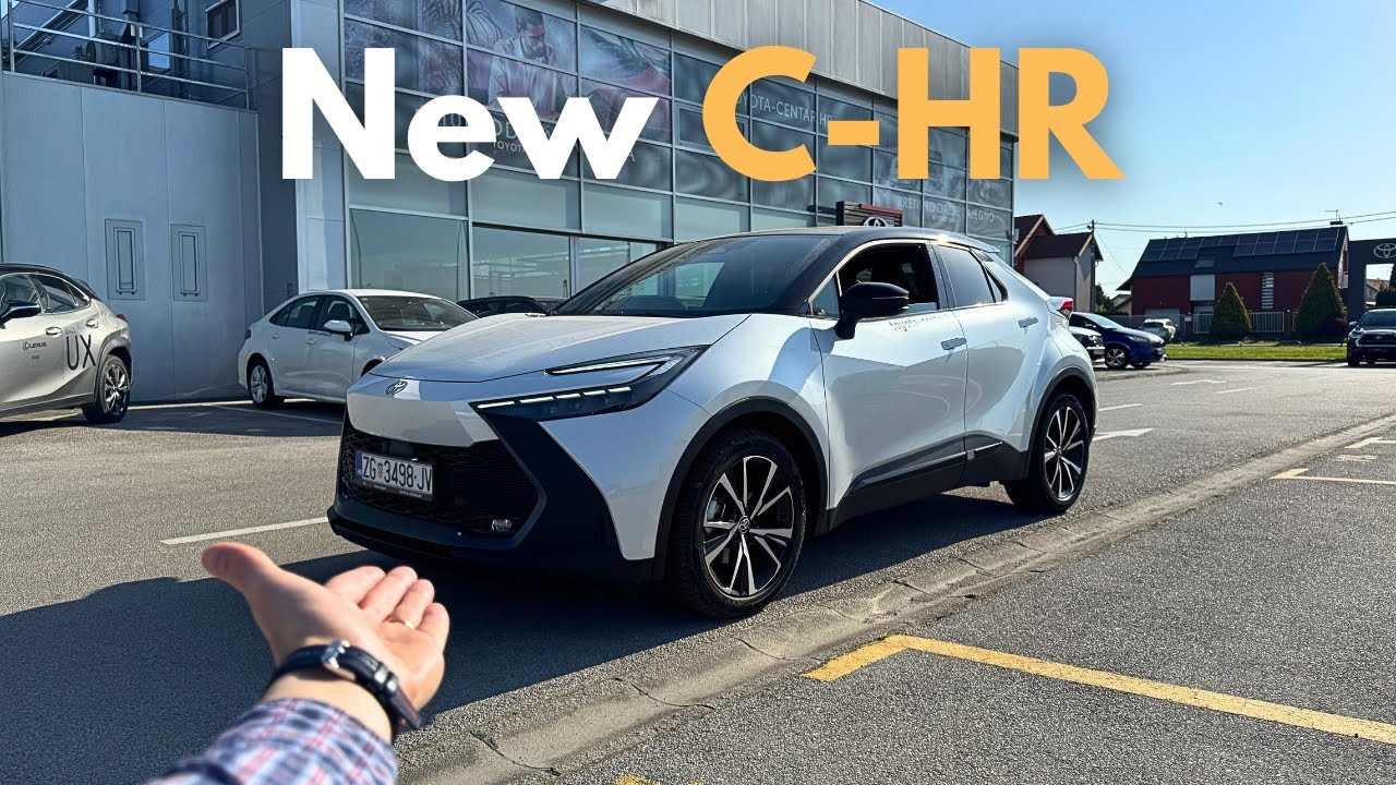 2025 Toyota C-HR REVIEW | Exterior, Interior and Practicality