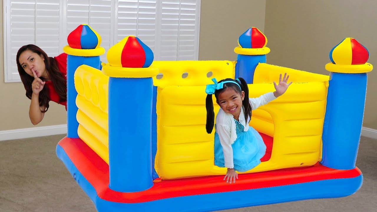 Emma Pretend Play w/ Giant Inflatable Castle BOUNCER Jumping Kids Toy