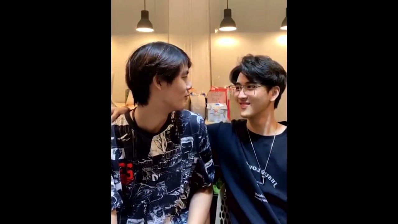 รวมโม้เม้นไลฟ์ แบงค์โบนัส Untitled