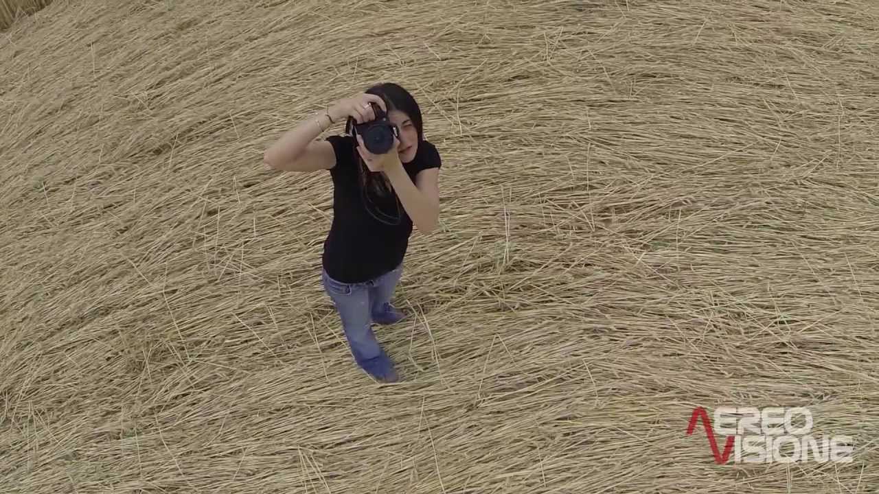 Cerchio nel grano Robella Asti ( Crop Circle Robella - Il video ) , Ripresa aerea , AereoVisione