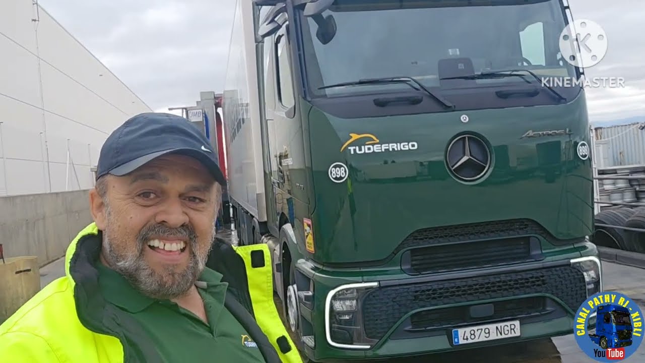 Nova máquina para lavar caminhões da empresa.  Já viram assim? Vídeo n° 1256