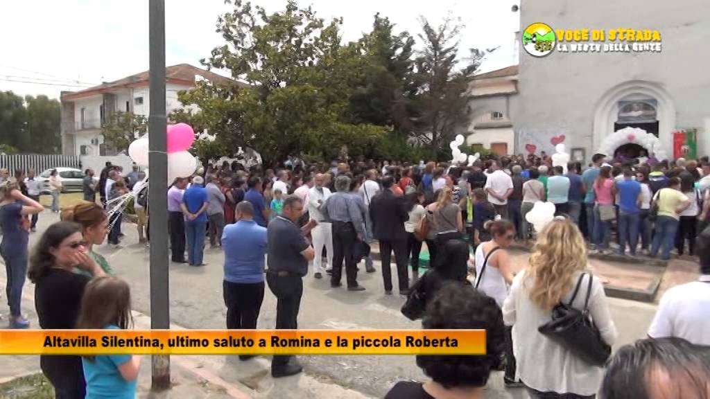 Voce di Strada - Altavilla Silentina, l'ultimo saluto a Romina e sua figlia Roberta
