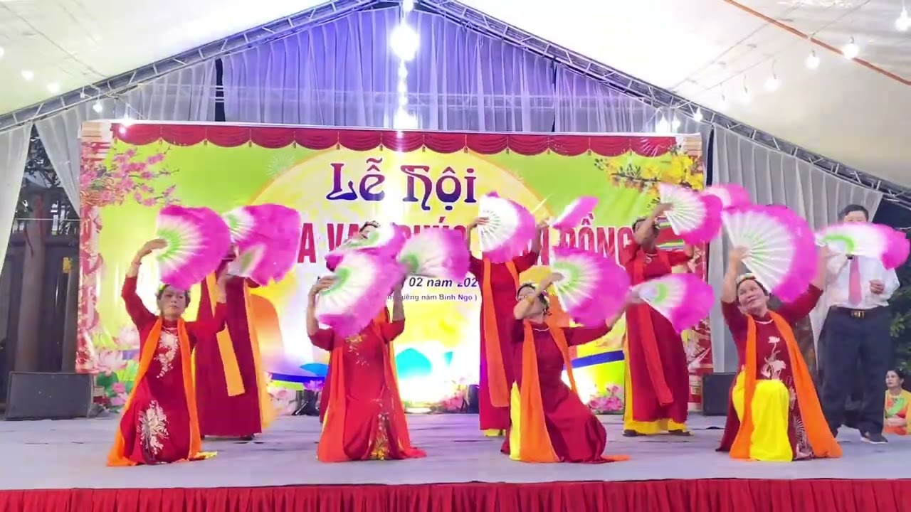 Hội người cao tuổi - Lê hội Đình Chùa Vạn Phúc Thôn Đồng