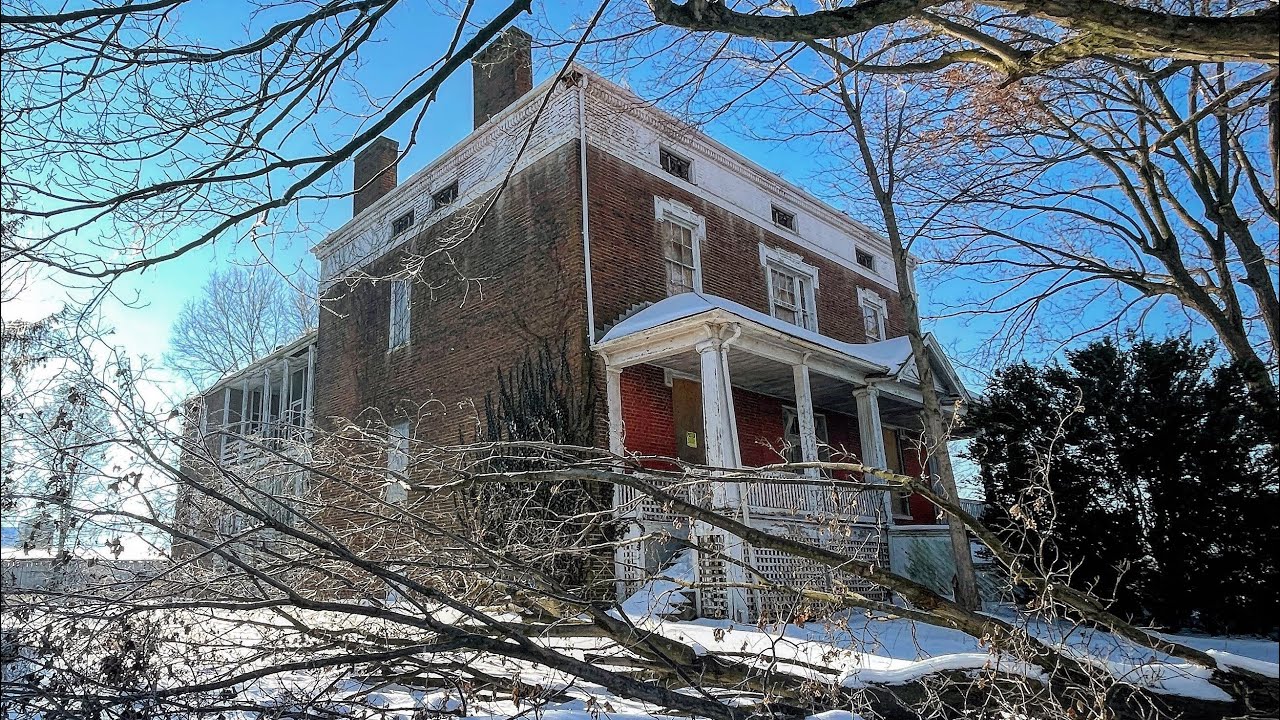 Incredible 171 year old Abandoned Historic Southern Mansion