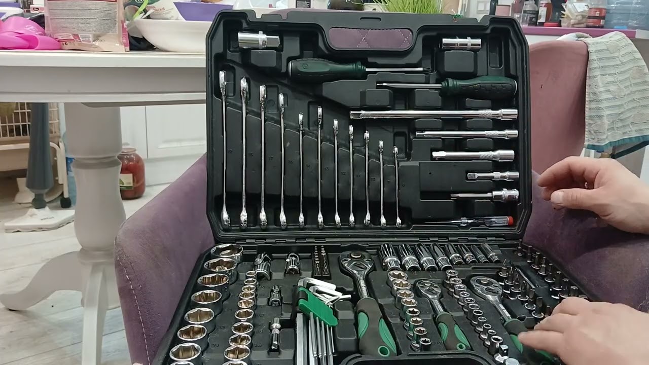 Набор инструментов. 121 предмет.