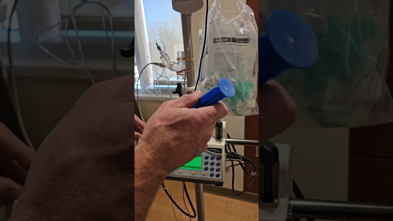 Changing the Flolan rate and syringe on the syringe pump