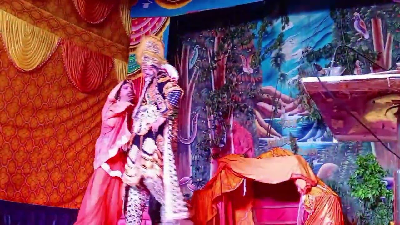 सीता हरण कर रावण ने अपनी मौत को नियंत्रित दिया 😶‍🌫️। रामलीला थलीसैंण । @pahadanvlogger1462