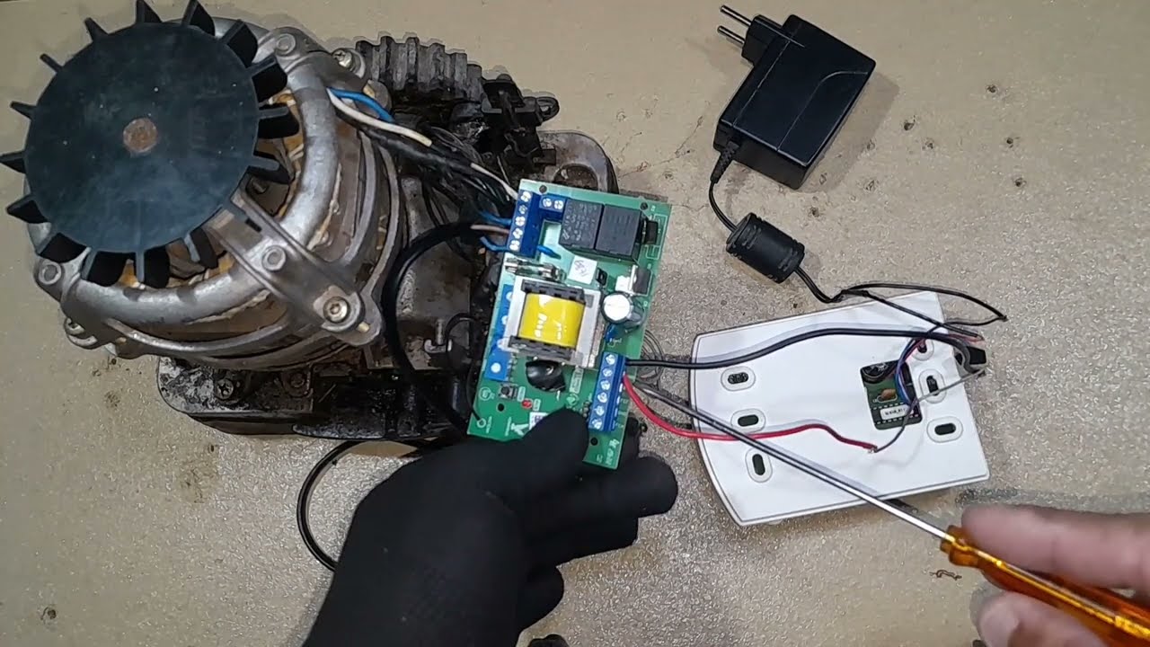 Como acionar motor de portão eletrônico pelo teclado conect senha e controle remoto