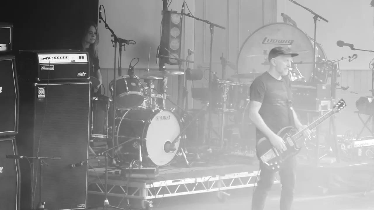Skloss Live in Glasgow 2025